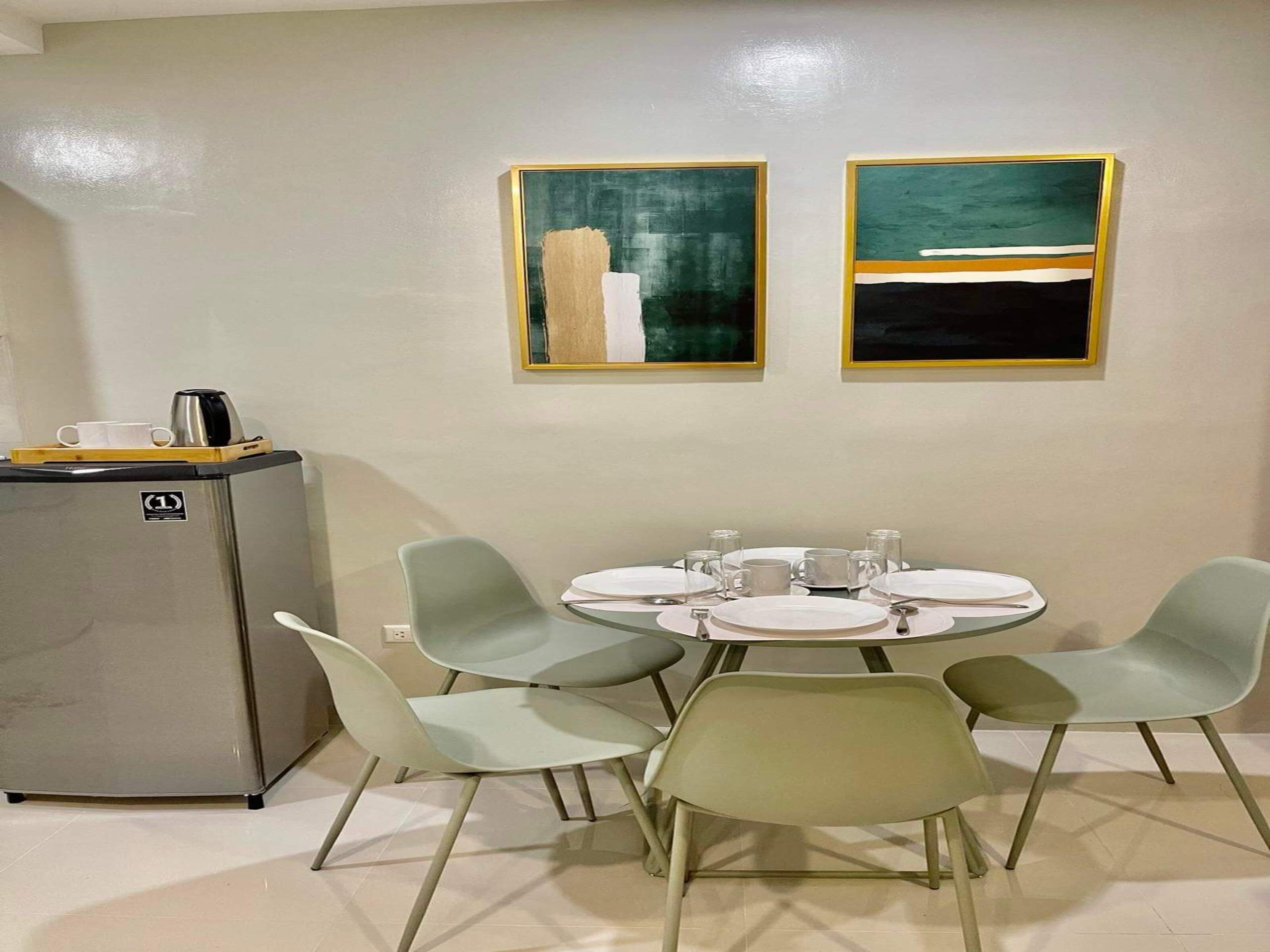C Residences by Oyo Rooms