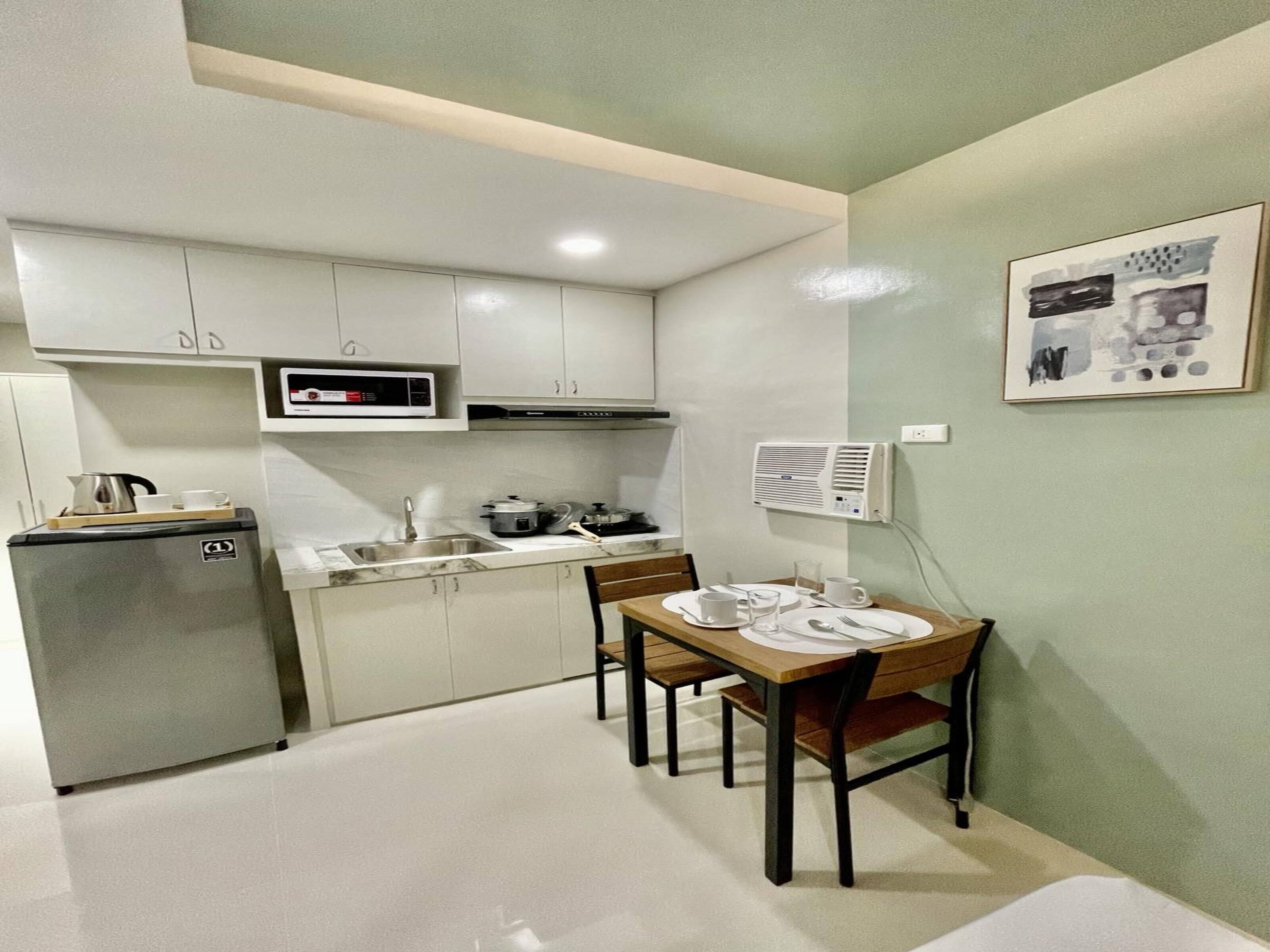 C Residences by Oyo Rooms
