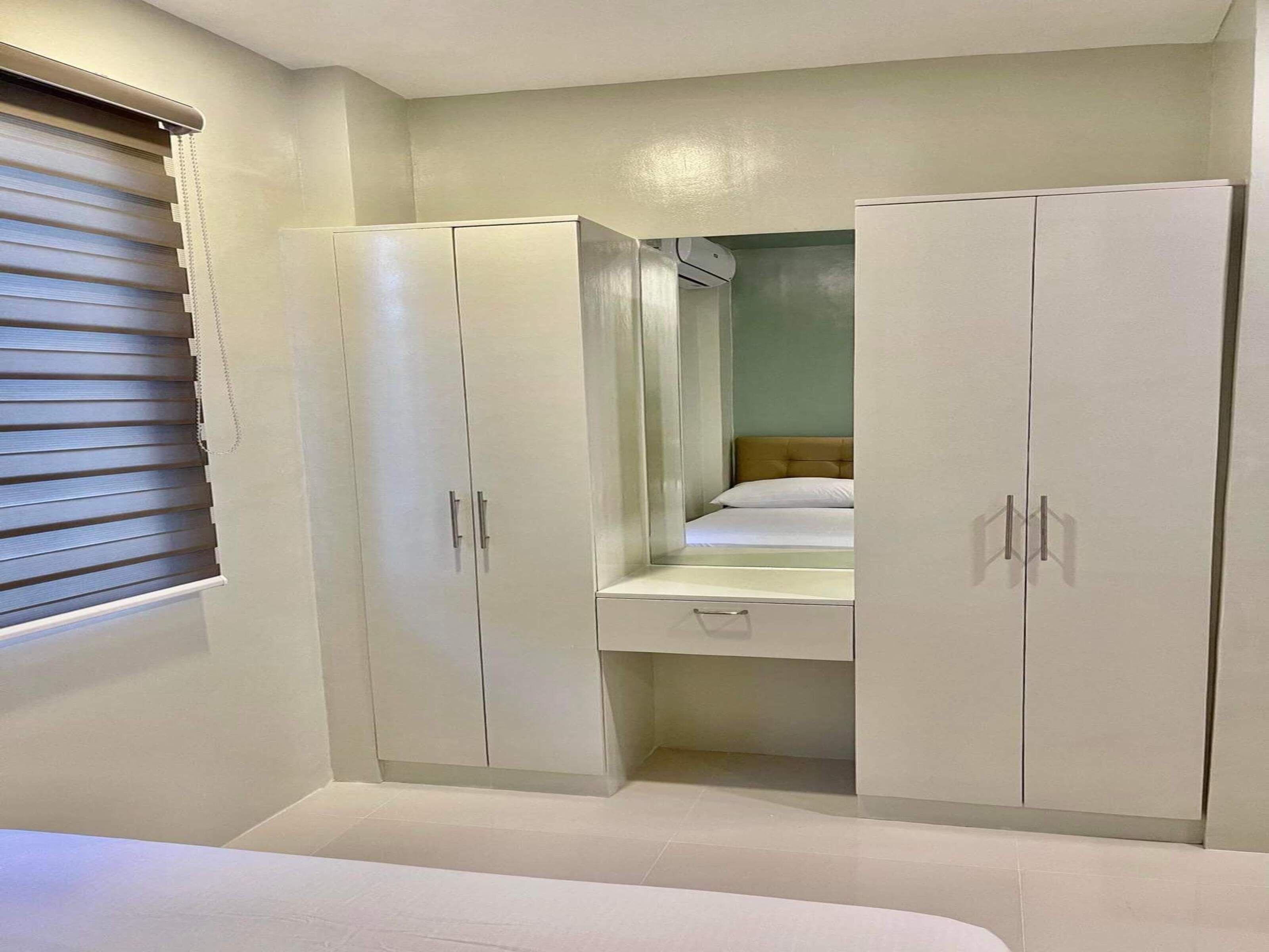 C Residences by Oyo Rooms