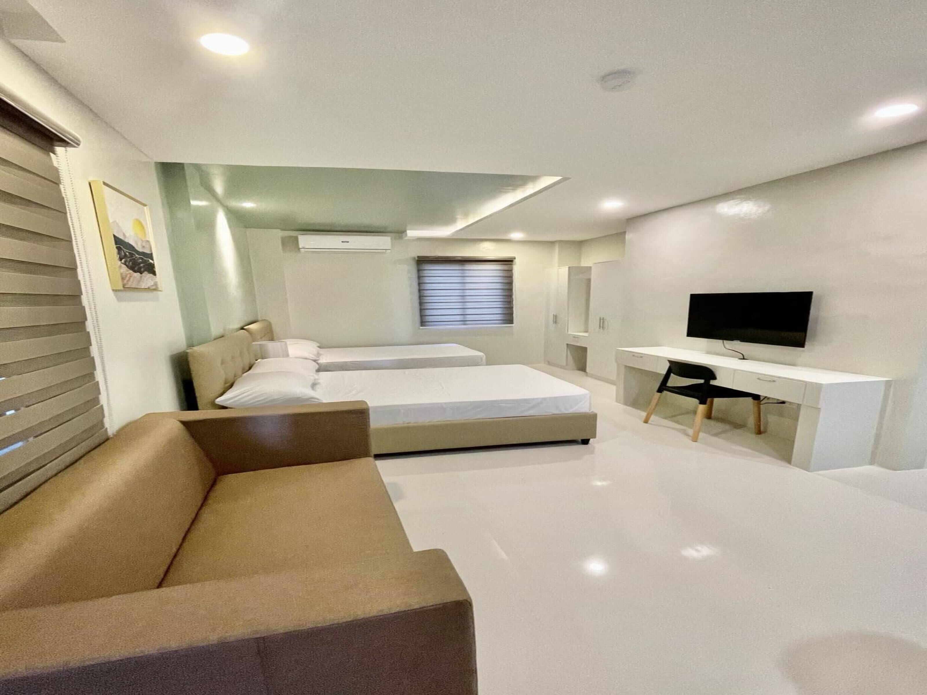 C Residences by Oyo Rooms