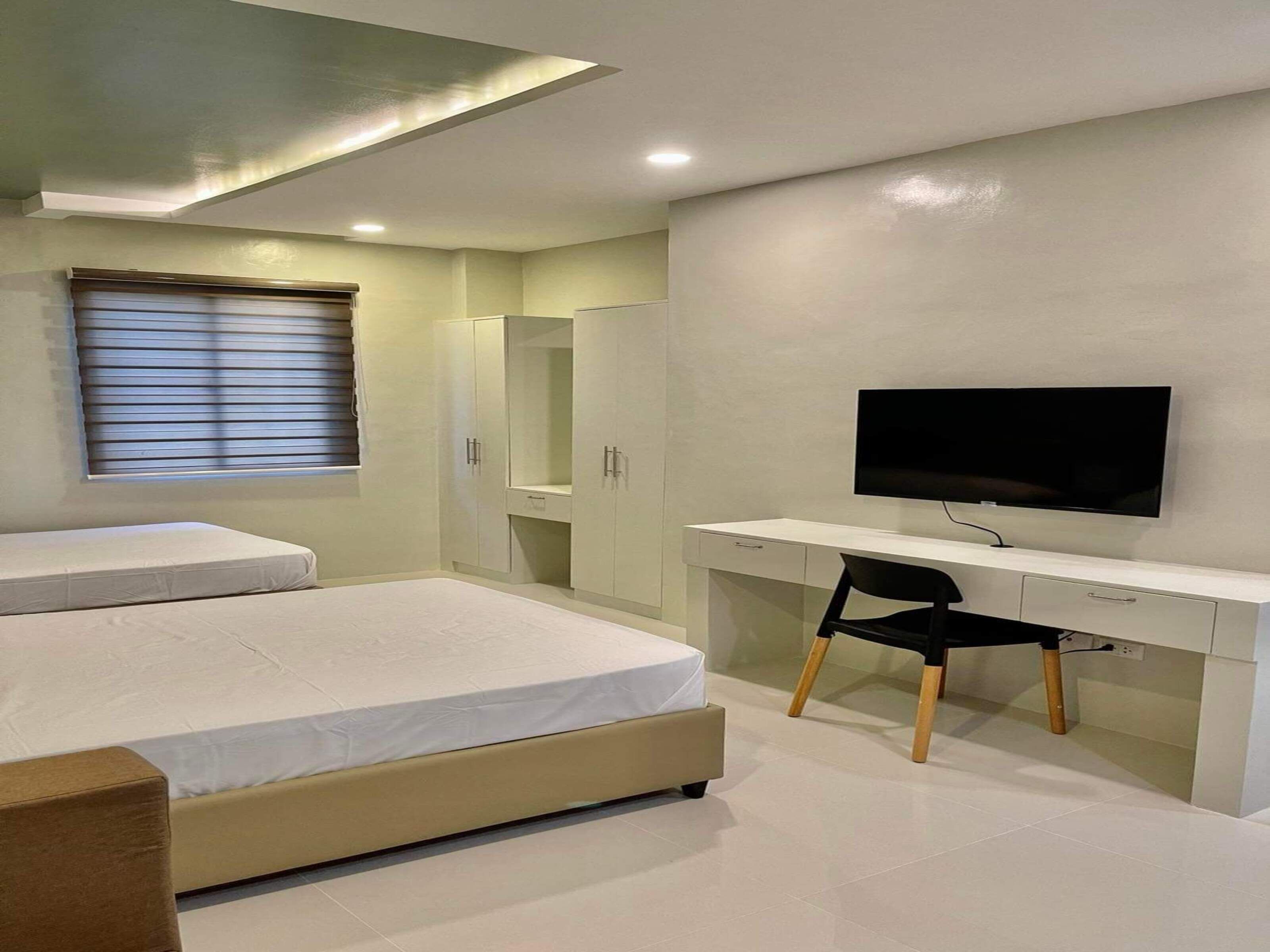 C Residences by Oyo Rooms