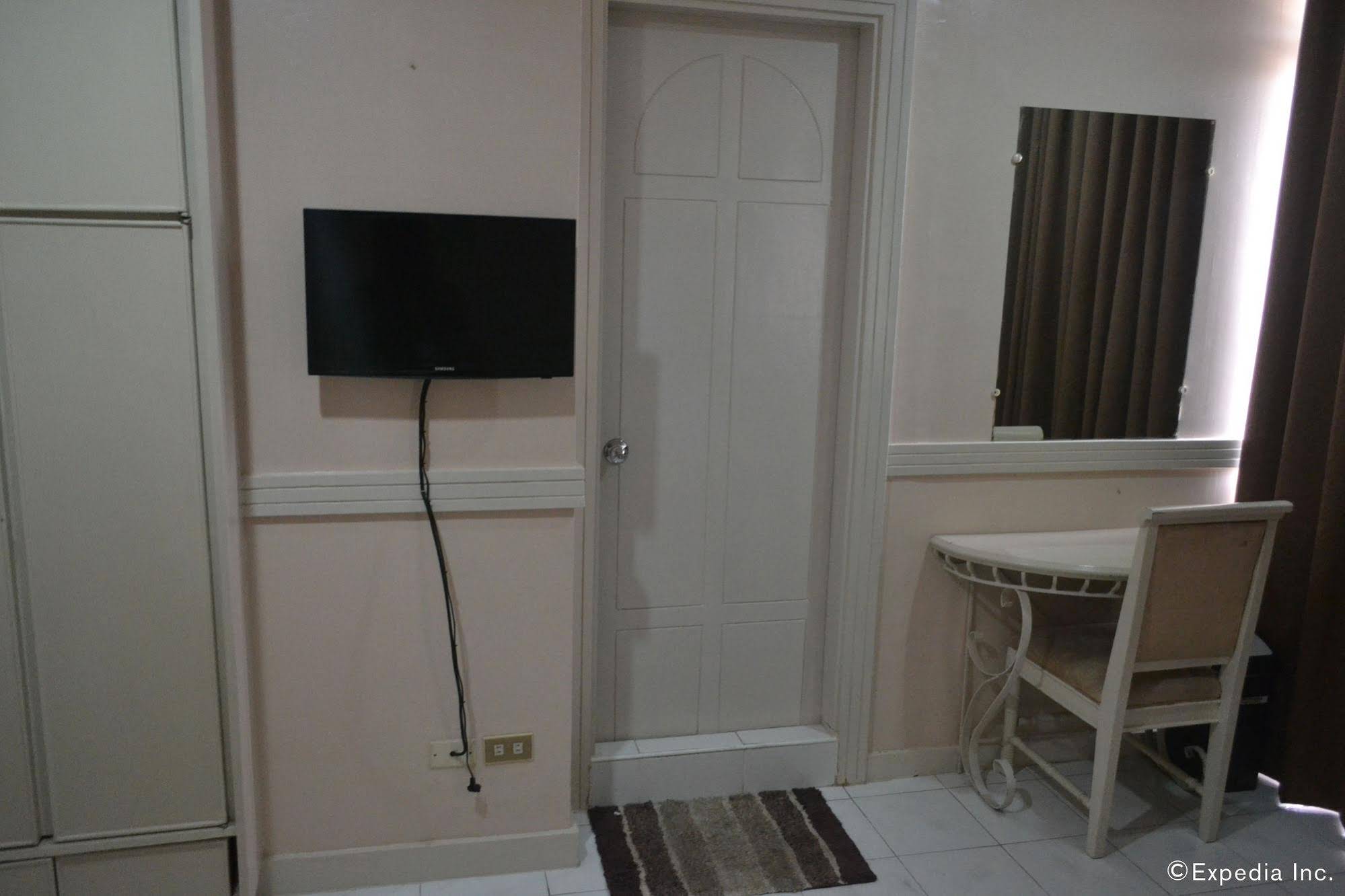 Dolores Hotel
