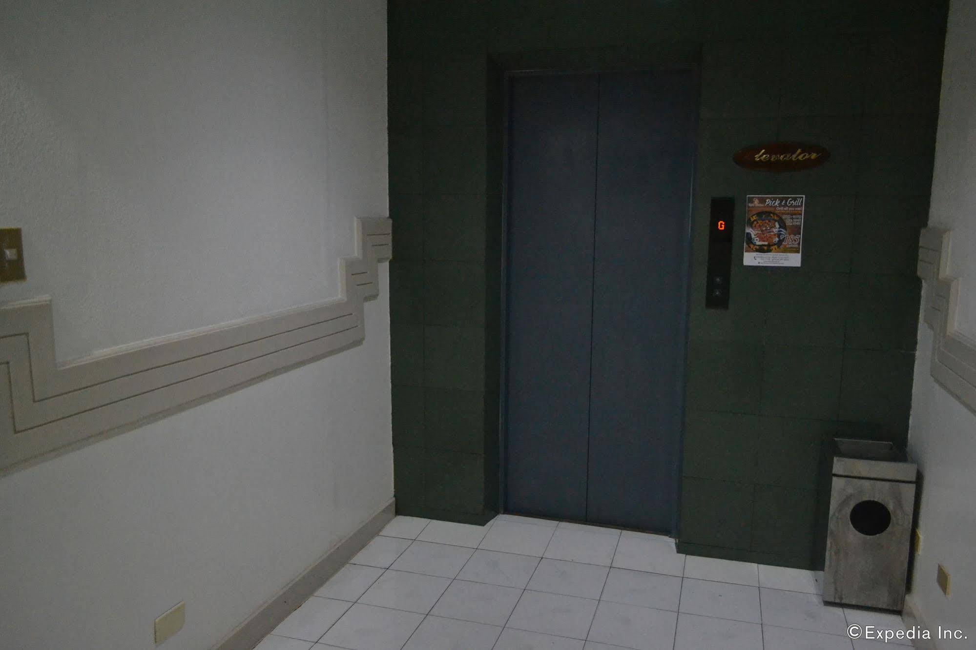 Dolores Hotel