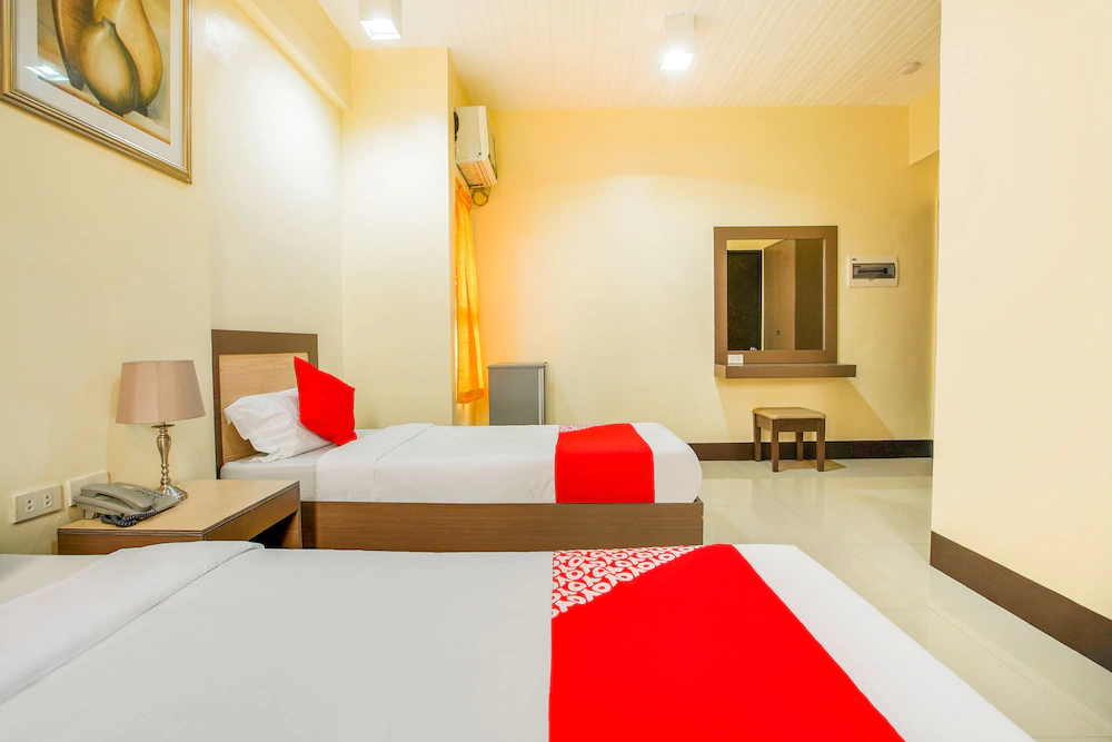 Driggs Suites by OYO Rooms
