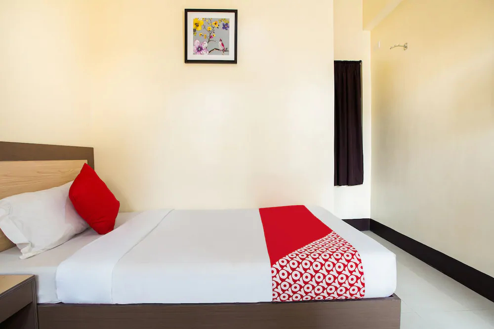 Driggs Suites by OYO Rooms
