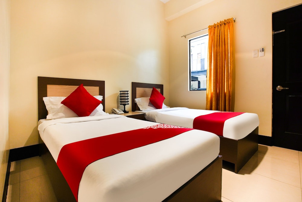 Driggs Suites by OYO Rooms