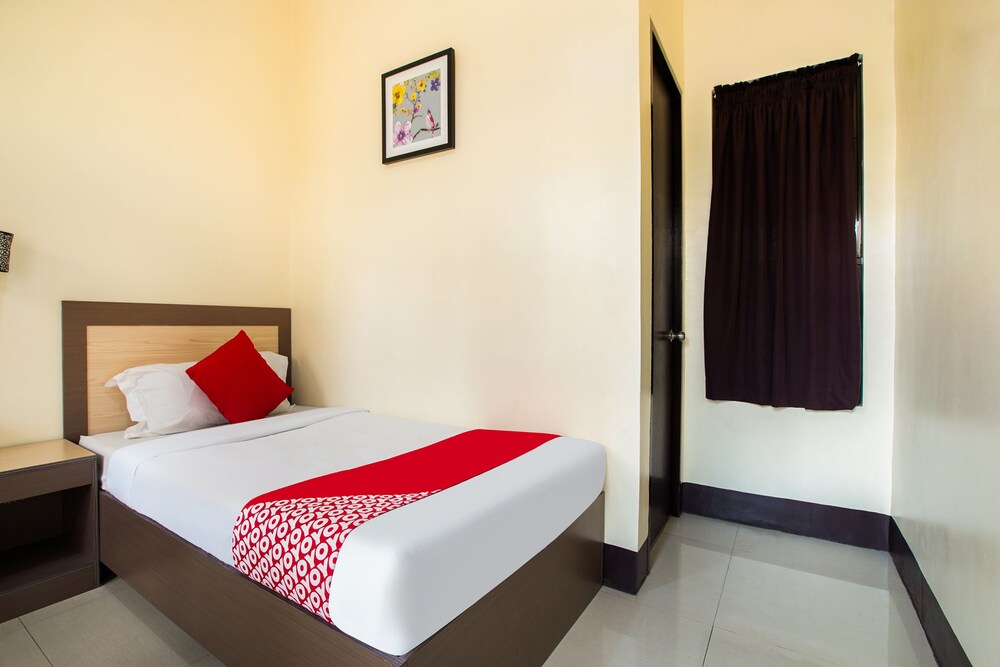 Driggs Suites by OYO Rooms