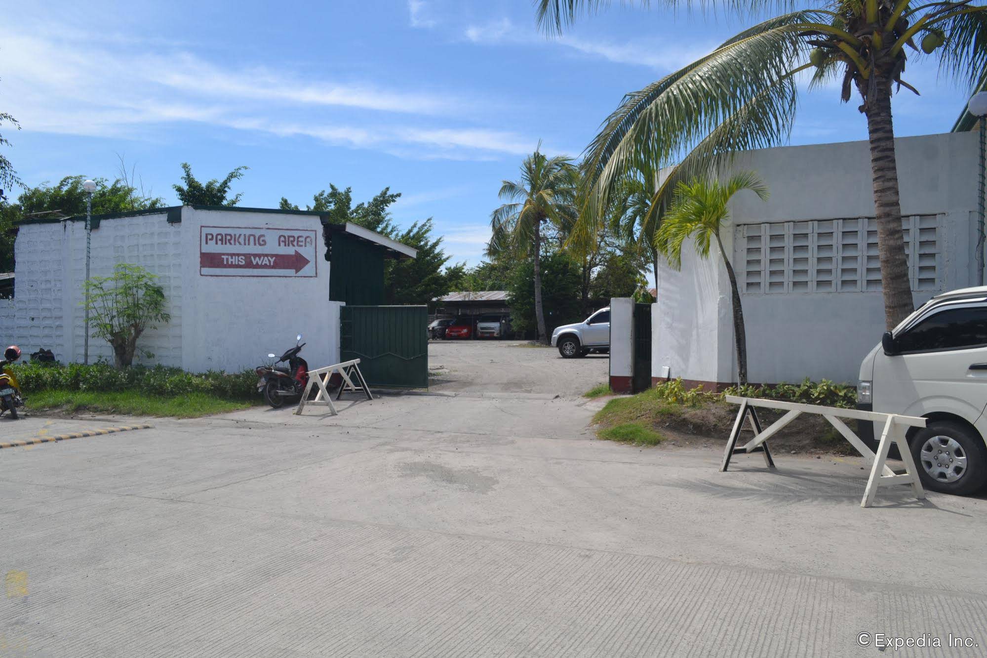Family Country Hotel and Convention Centre