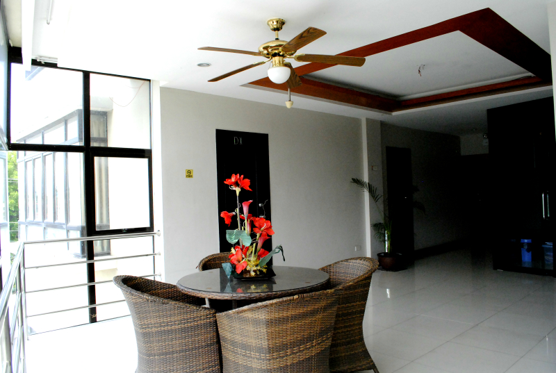 Florotel Gensan by OYO