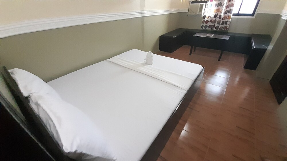 Kti Traveller's Inn by OYO Rooms