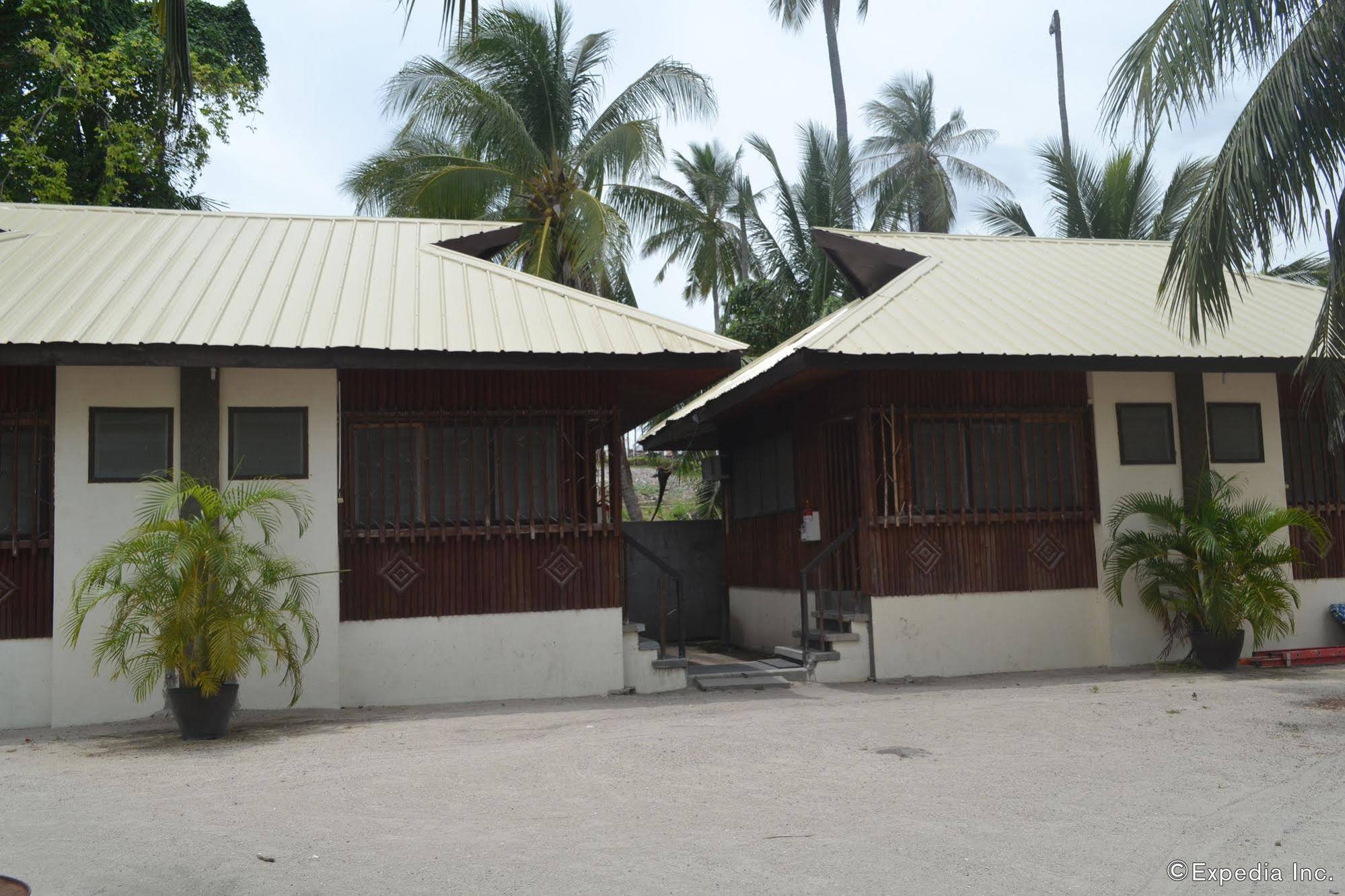 London Beach Resort and Hotel