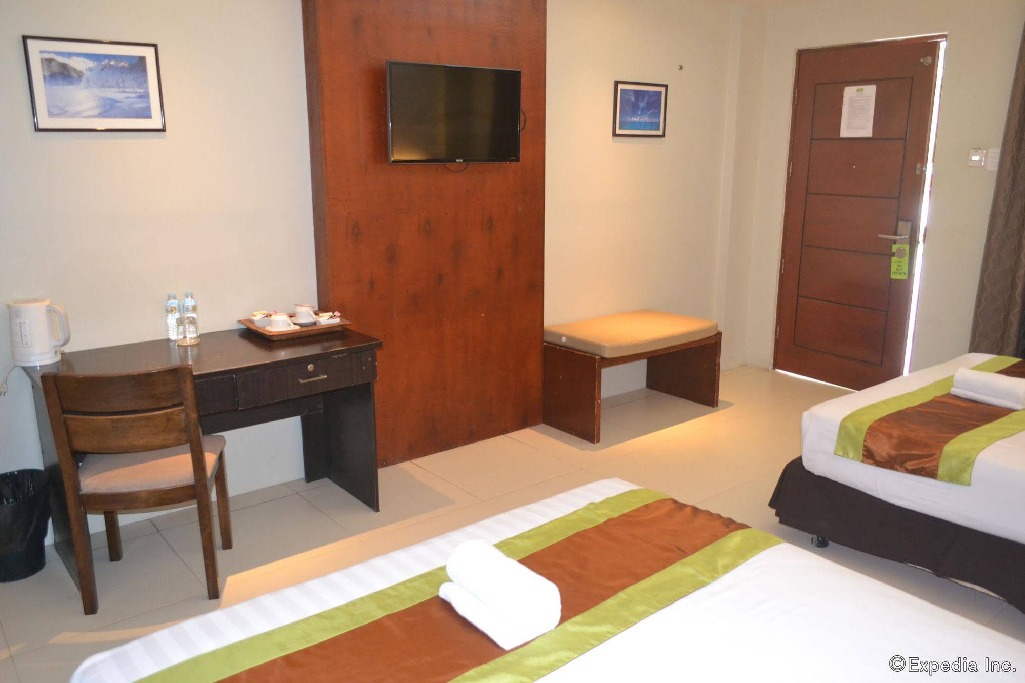 London Beach Resort and Hotel