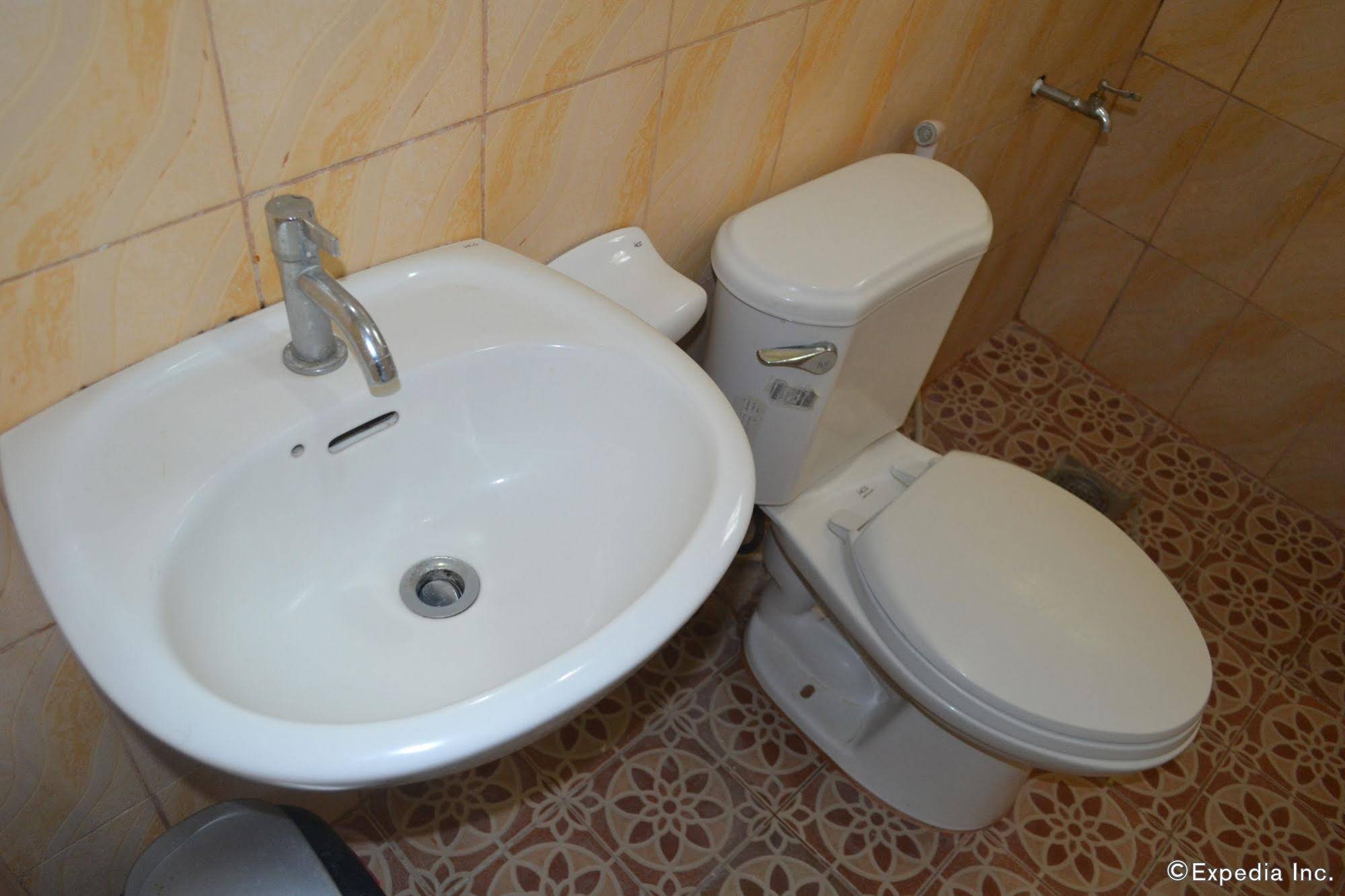 Luxor One Traveler Inn Gensan
