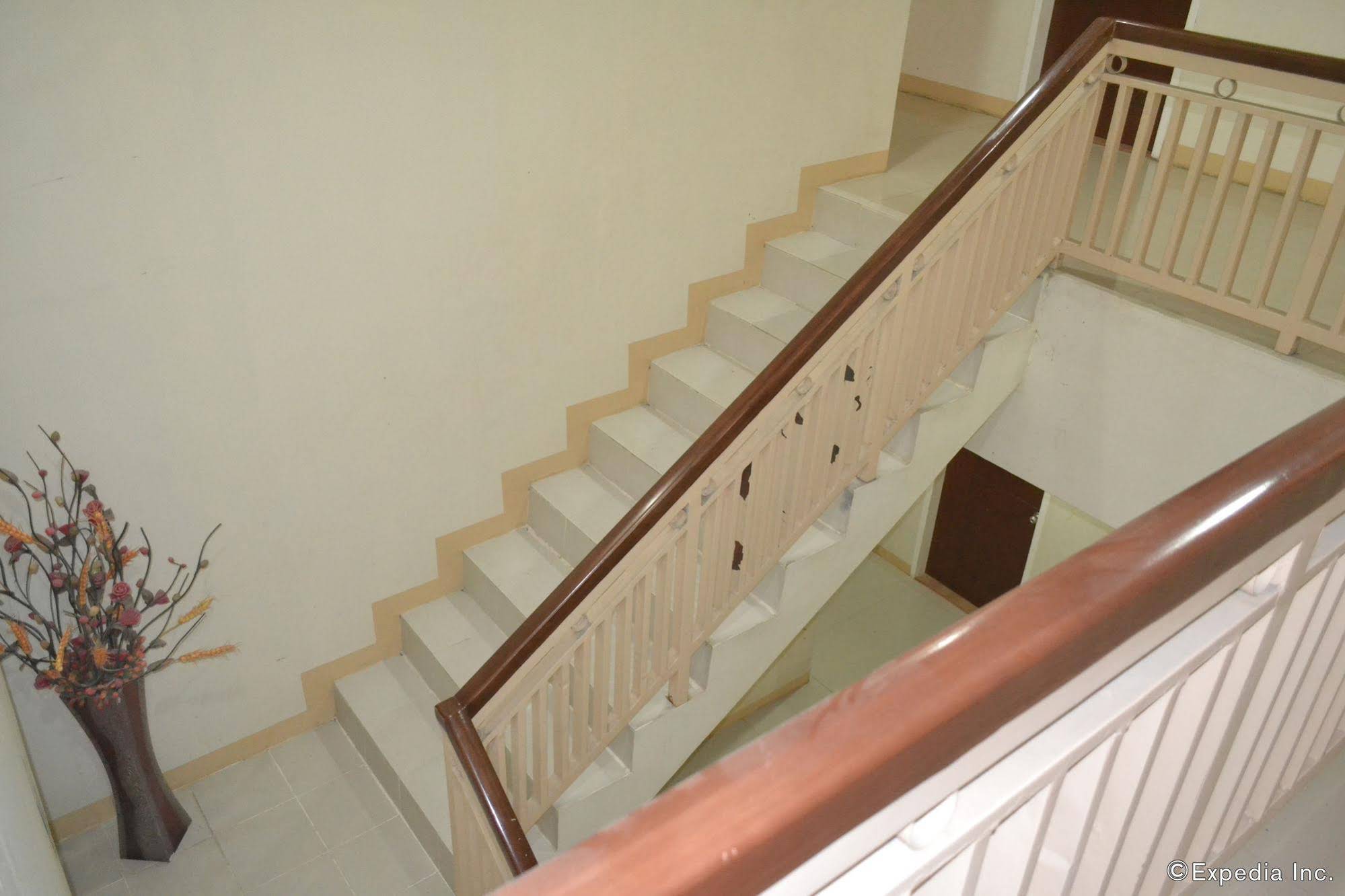 Luxor One Traveler Inn Gensan