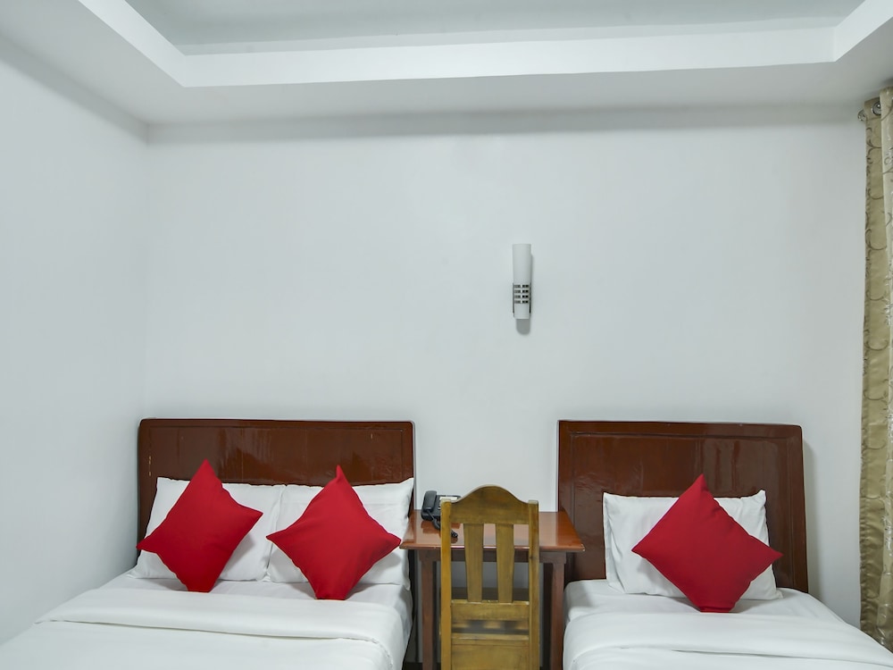 Offshore Hotel by OYO Rooms