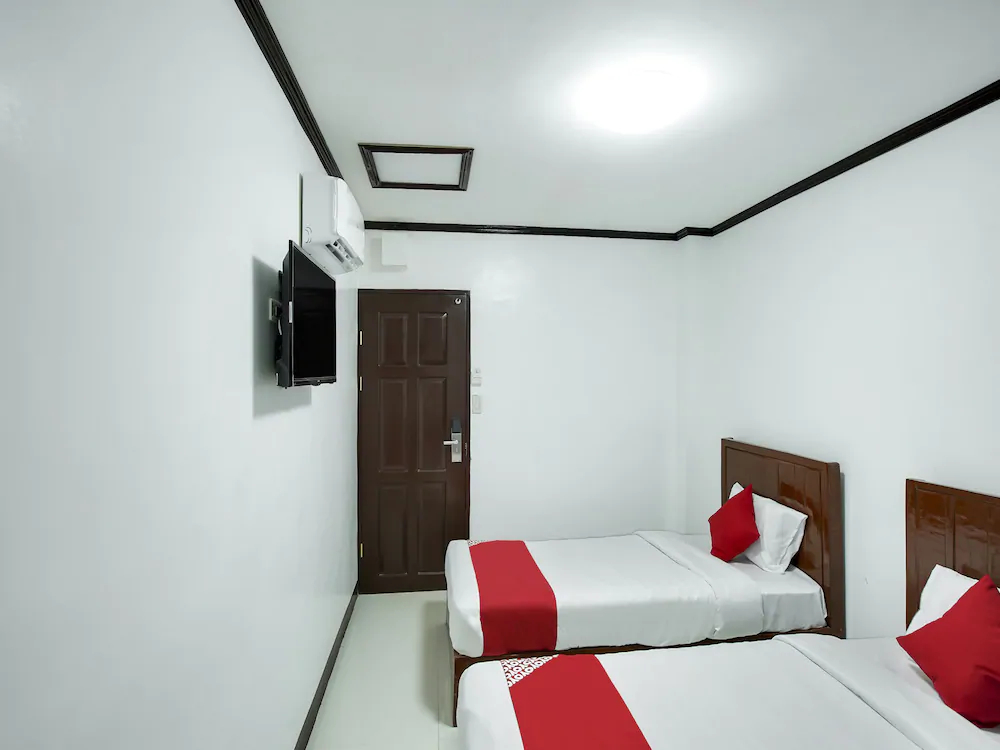 Offshore Hotel by OYO Rooms
