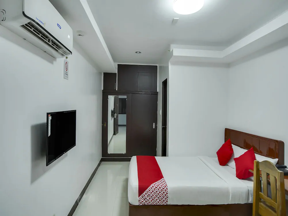 Offshore Hotel by OYO Rooms