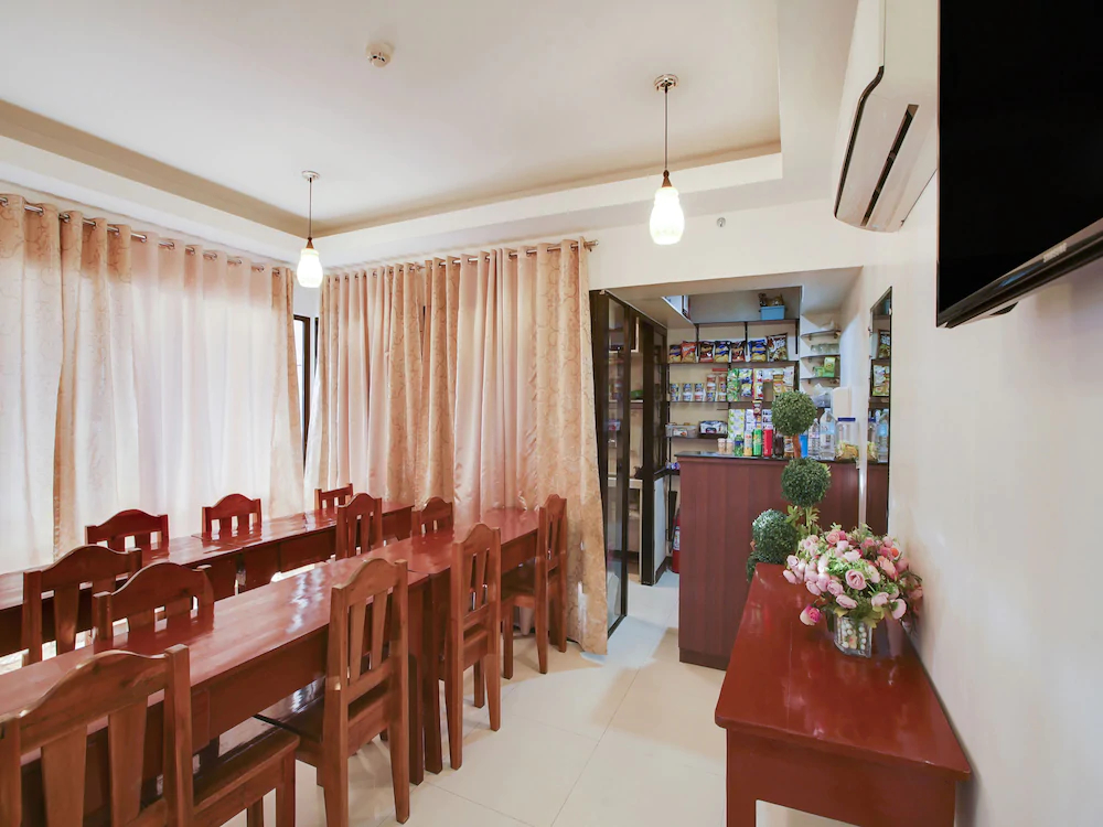 Offshore Hotel by OYO Rooms