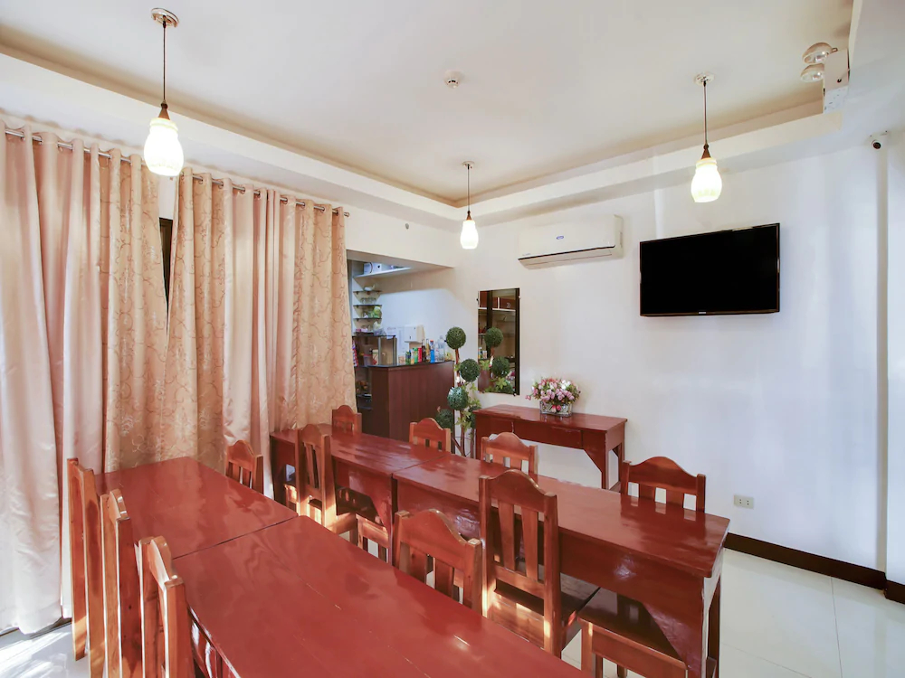 Offshore Hotel by OYO Rooms