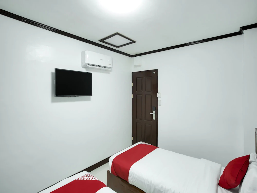 Offshore Hotel by OYO Rooms