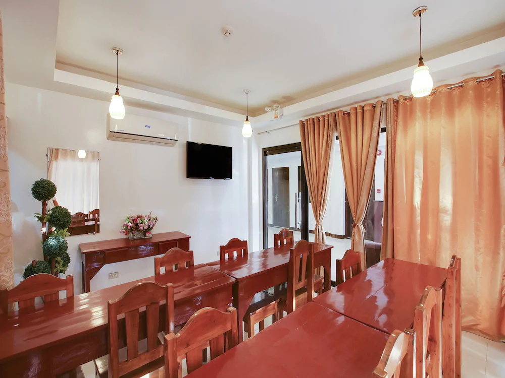 Offshore Hotel by OYO Rooms