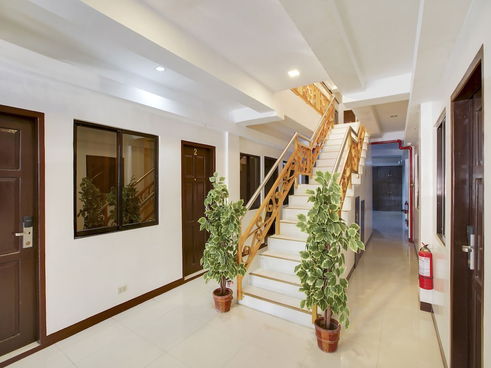 Offshore Hotel by OYO Rooms