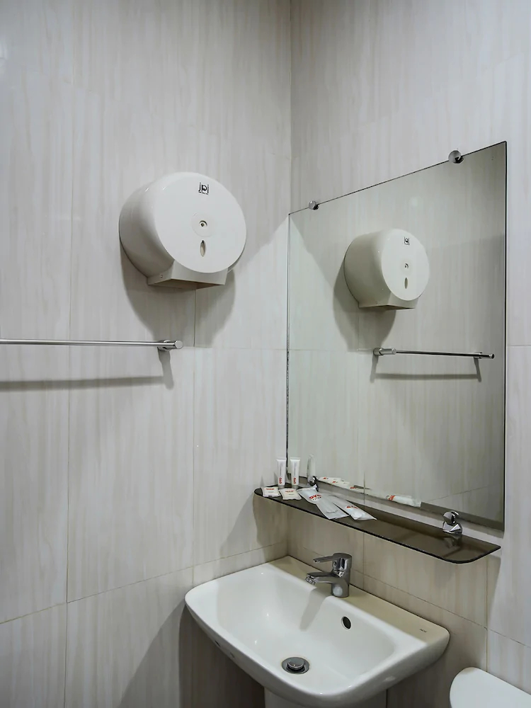 Offshore Hotel by OYO Rooms