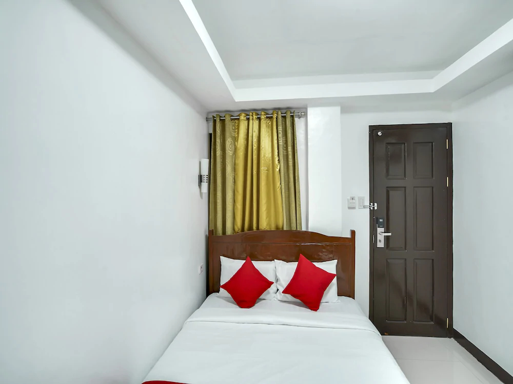 Offshore Hotel by OYO Rooms