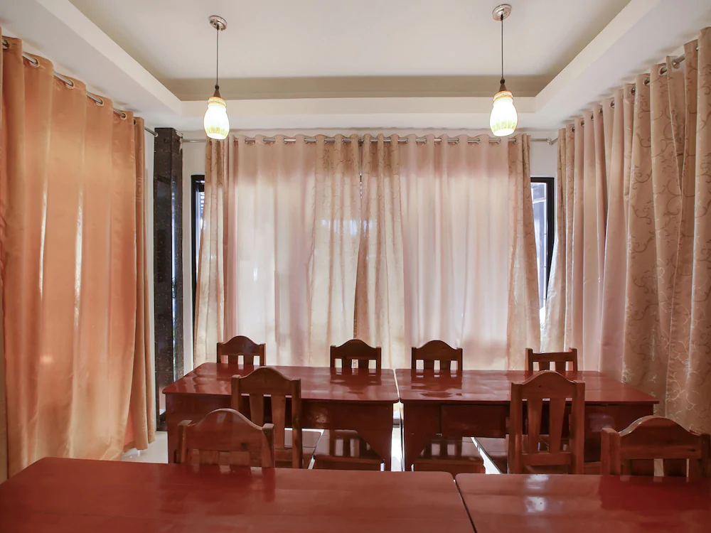 Offshore Hotel by OYO Rooms