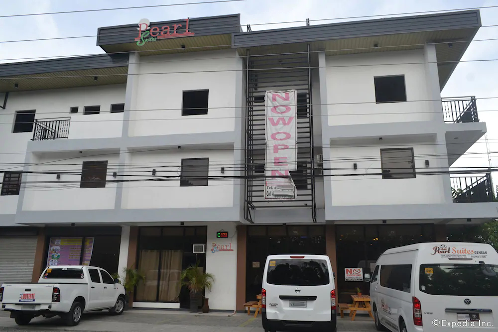 Pearl Suites