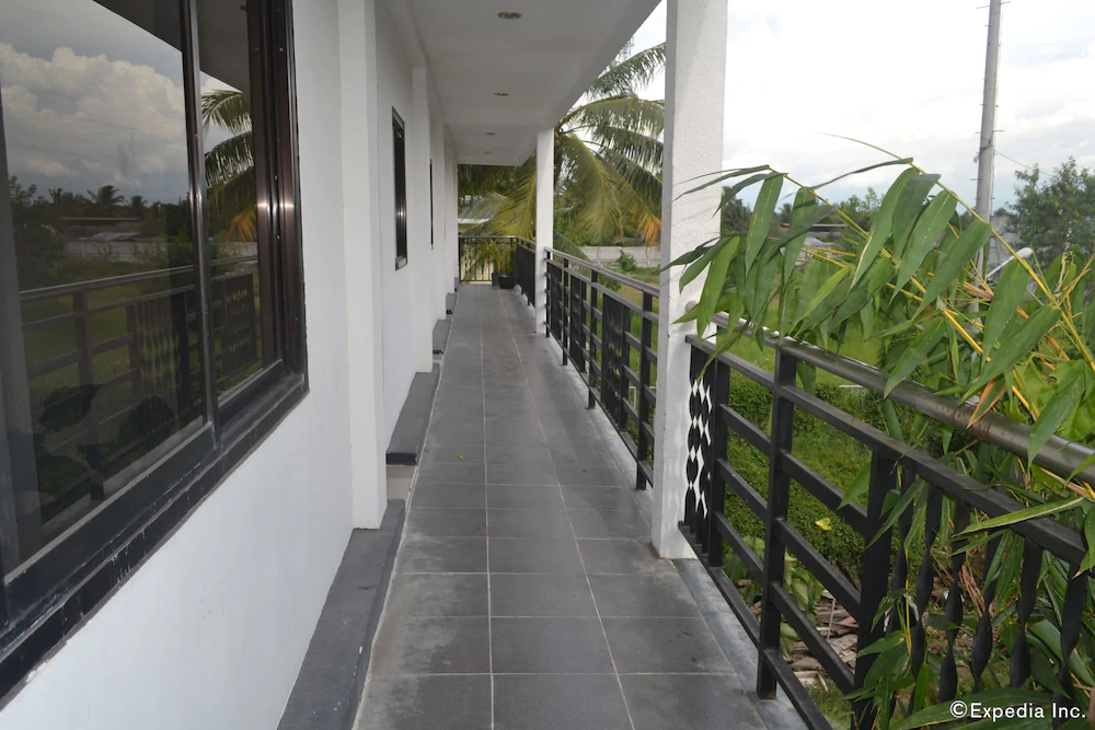 Pearl Suites