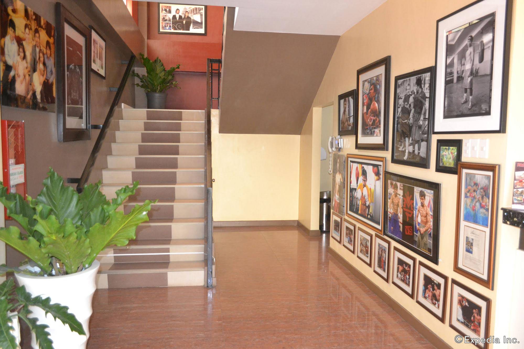 Roadhaus Hotel The Manny Pacquiao Hotel