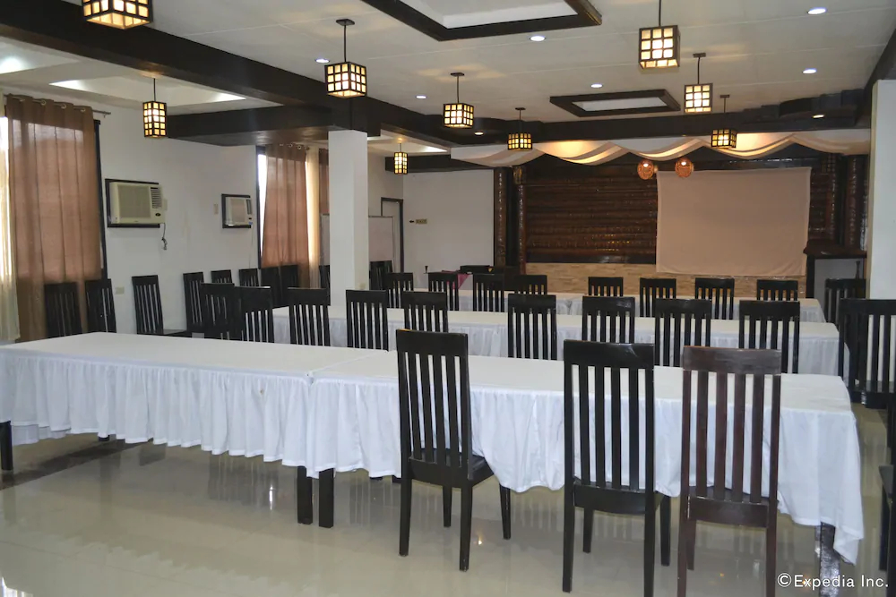 Stonewood Hotel