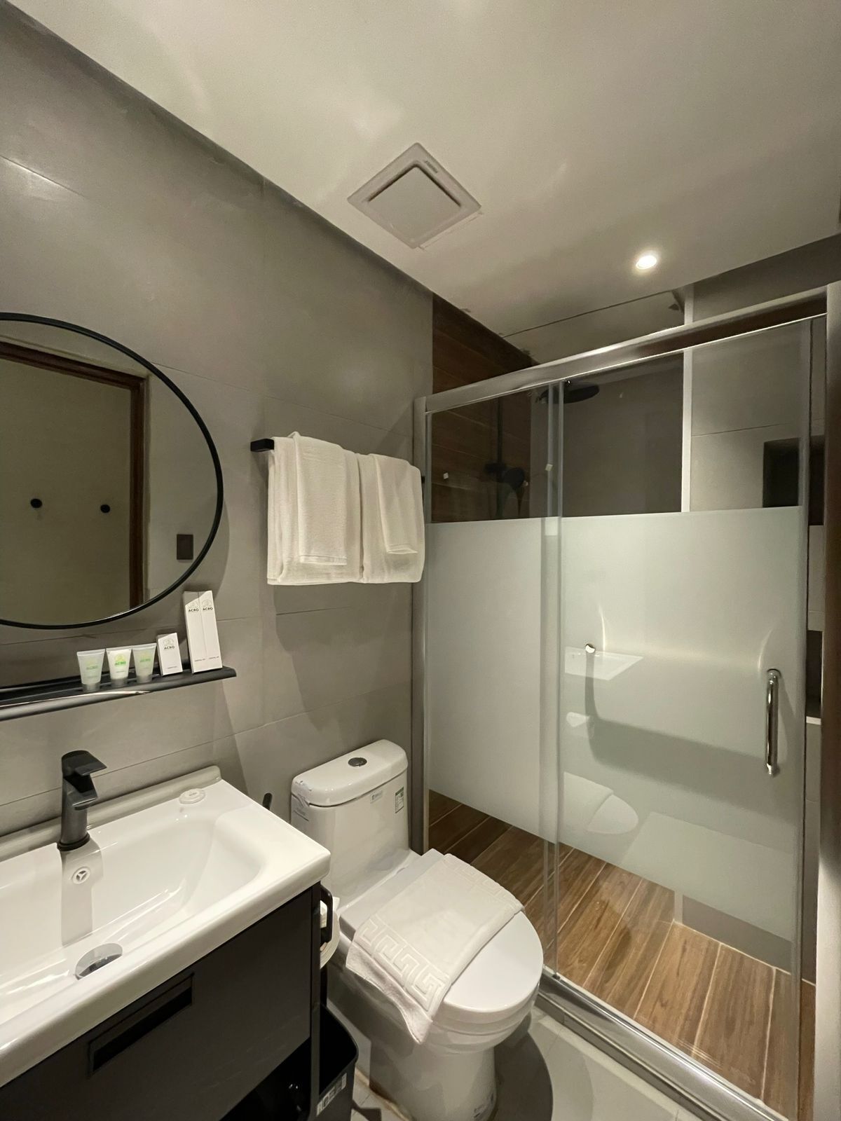 Acro Residences