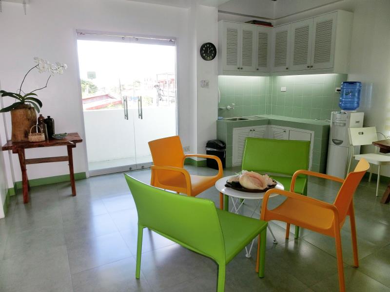 Aurora 2013 Guest House