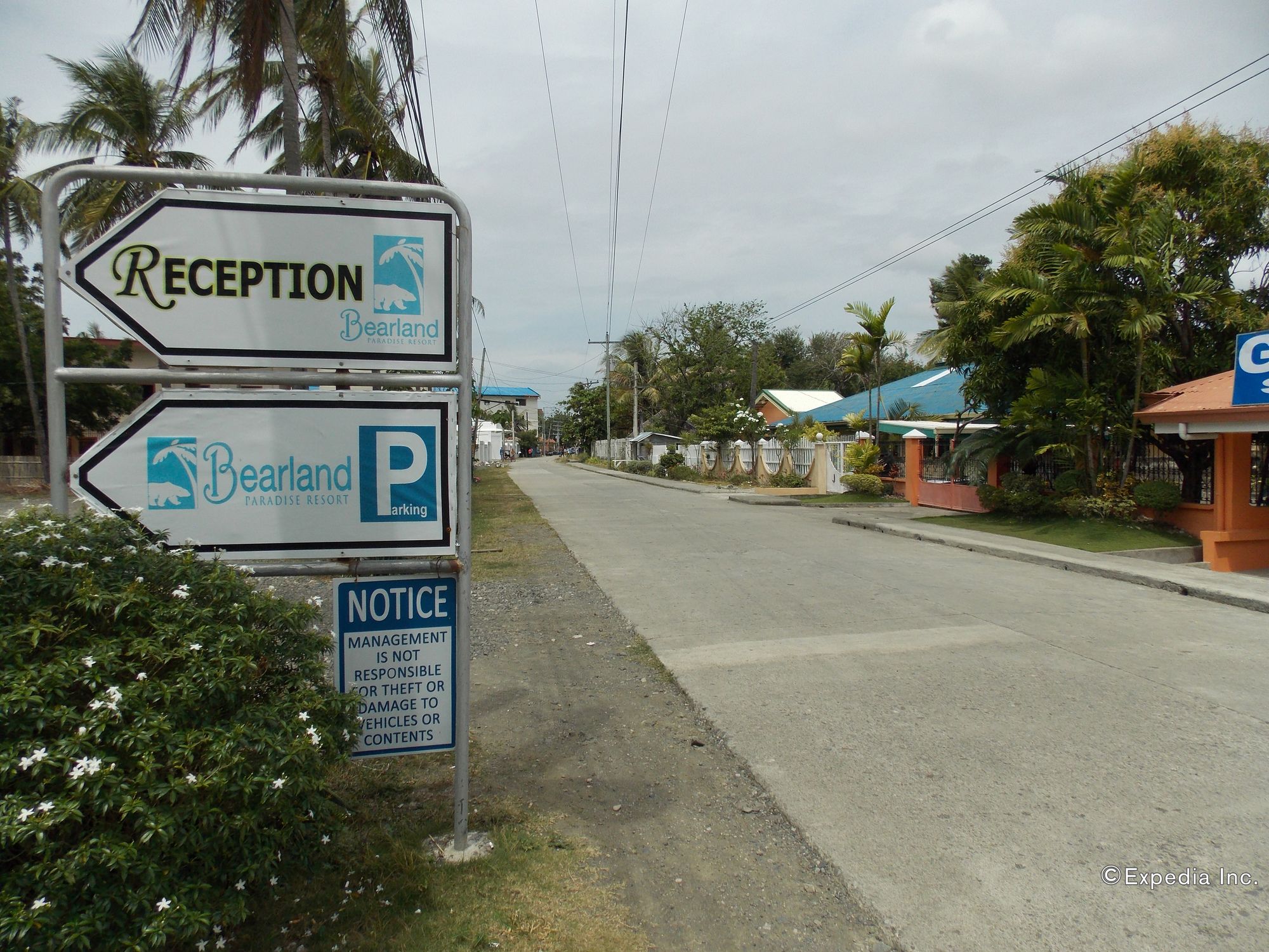 Bearland Paradise Resort