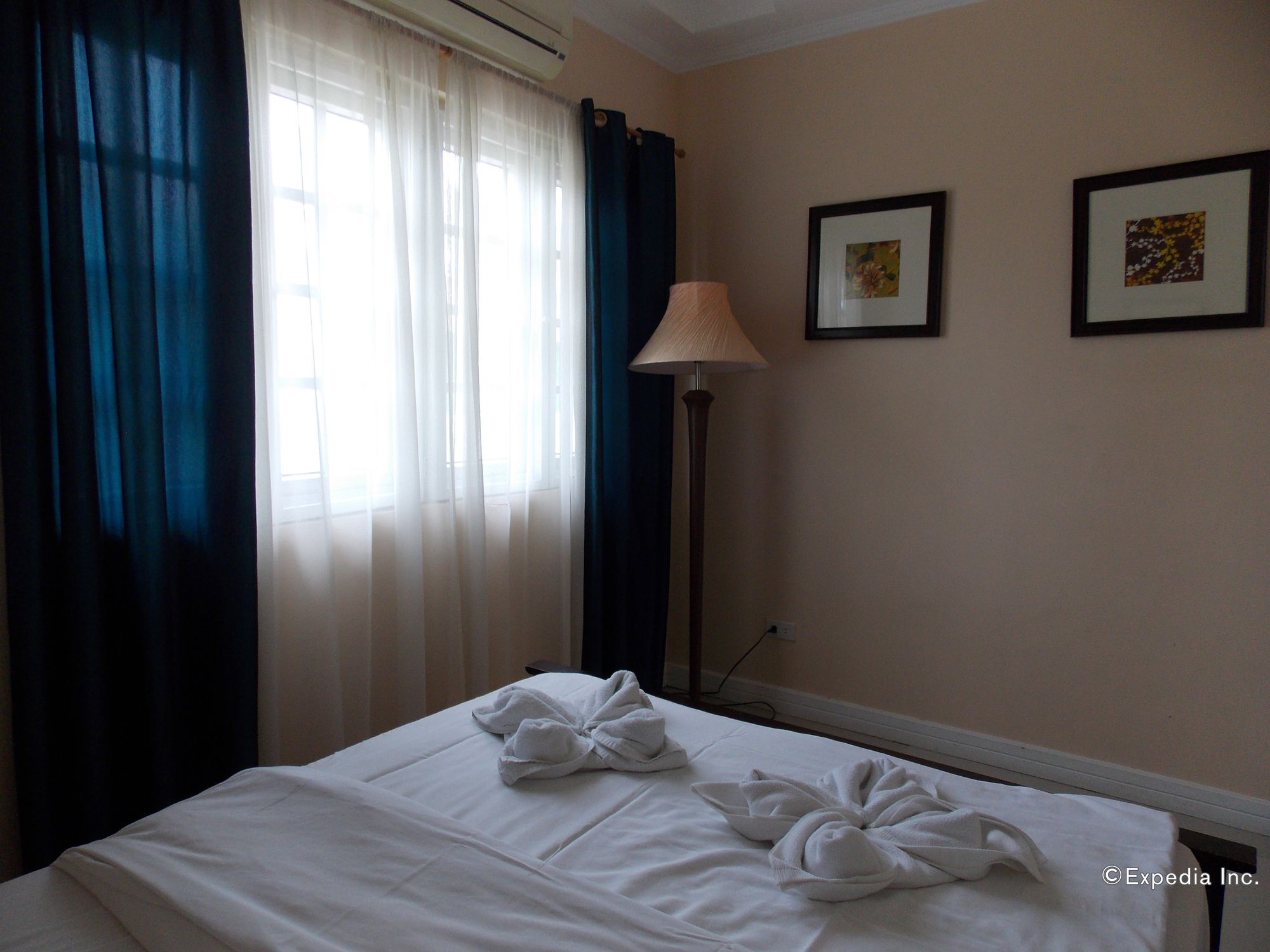 Bearland Paradise Resort