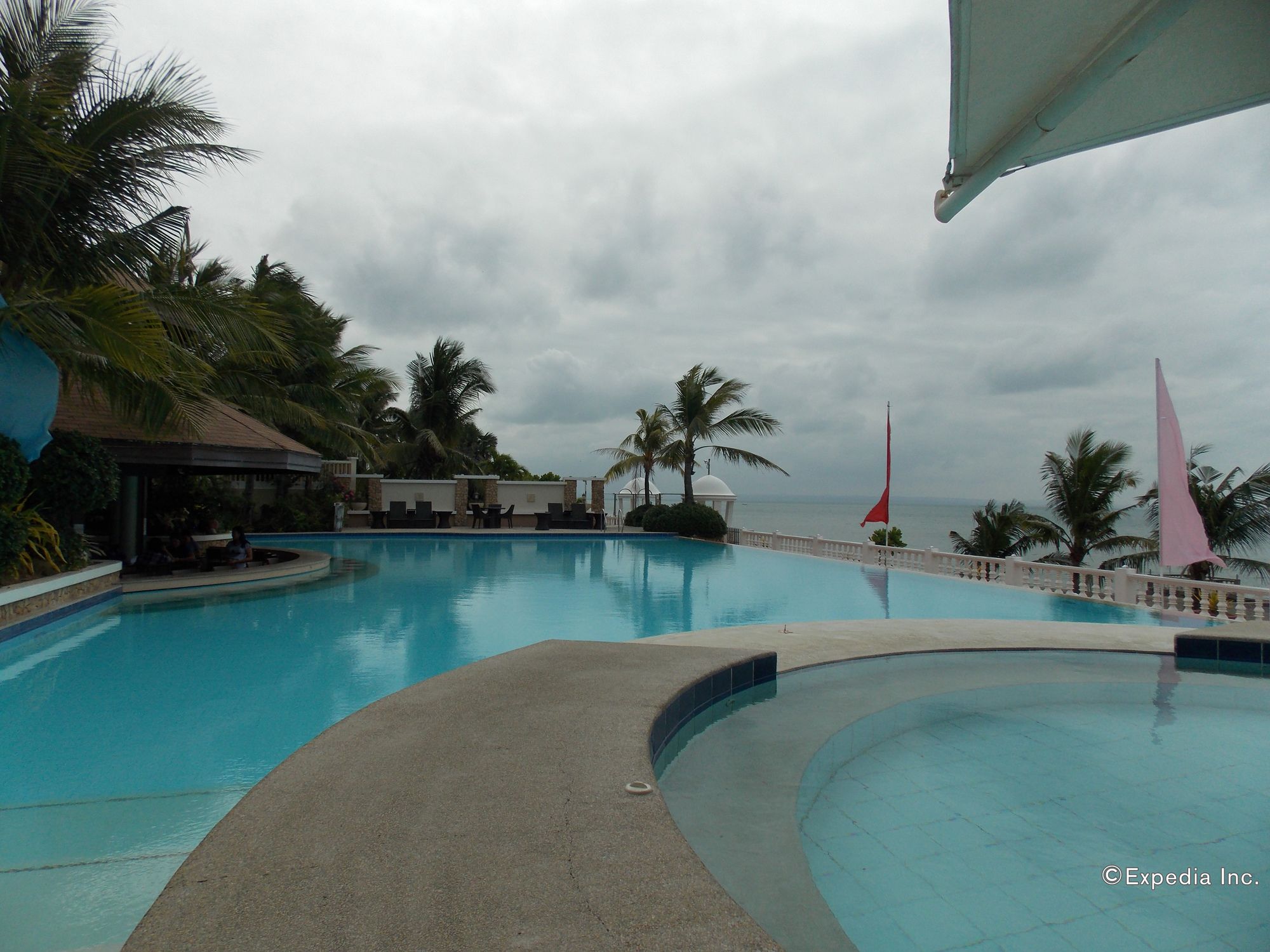 Bearland Paradise Resort