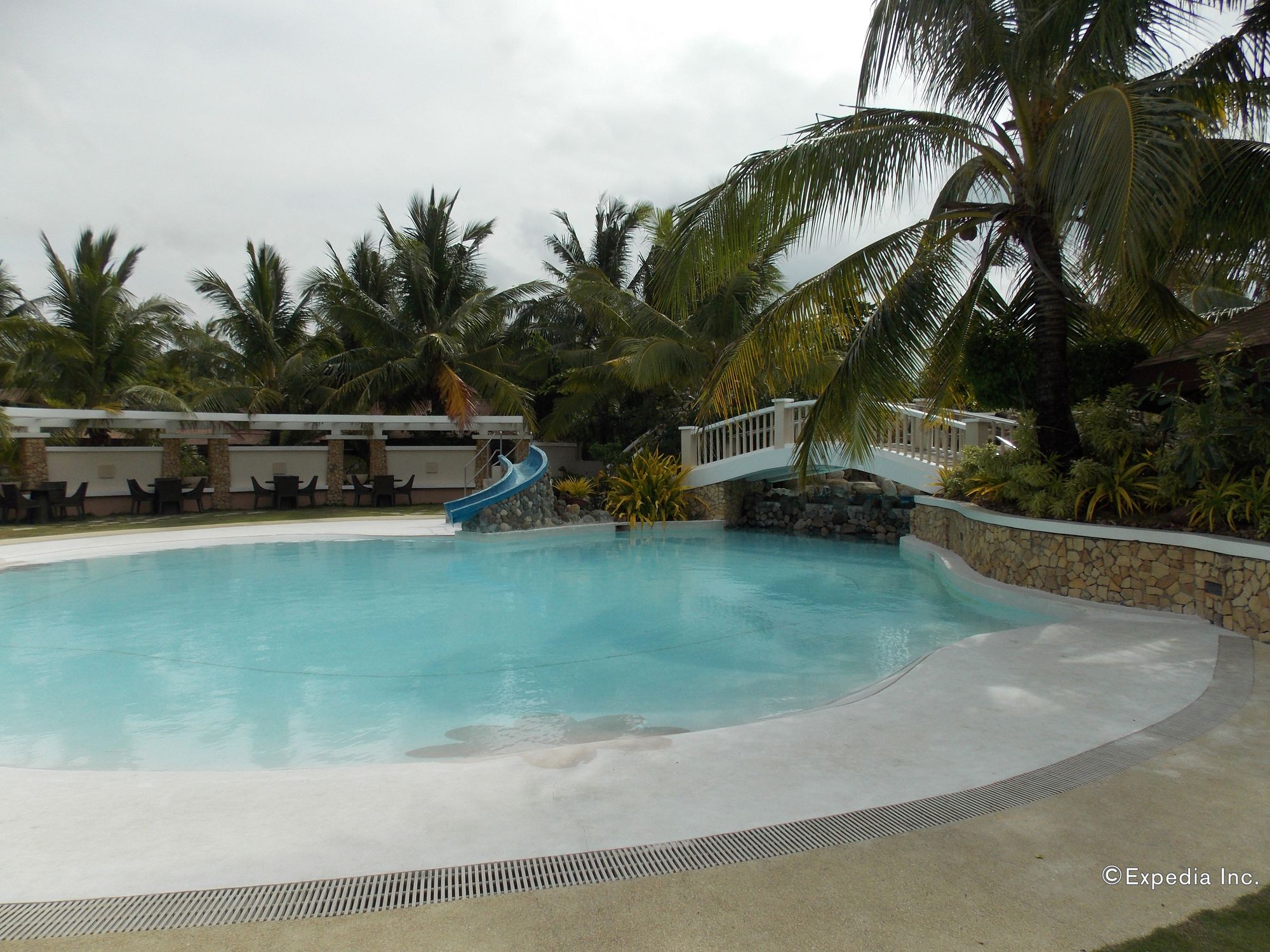 Bearland Paradise Resort