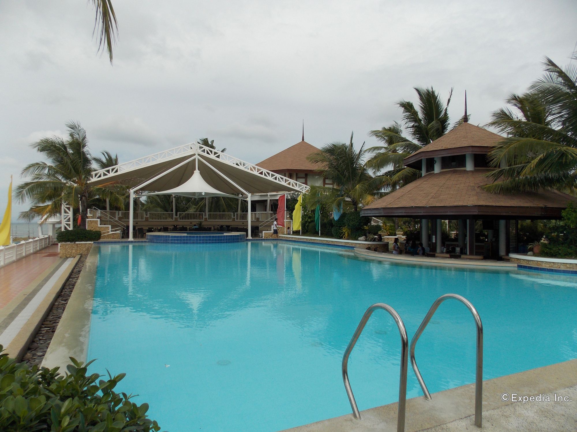 Bearland Paradise Resort