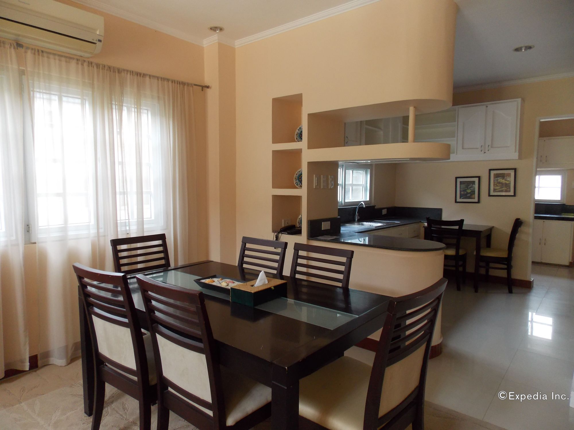 Bearland Paradise Resort