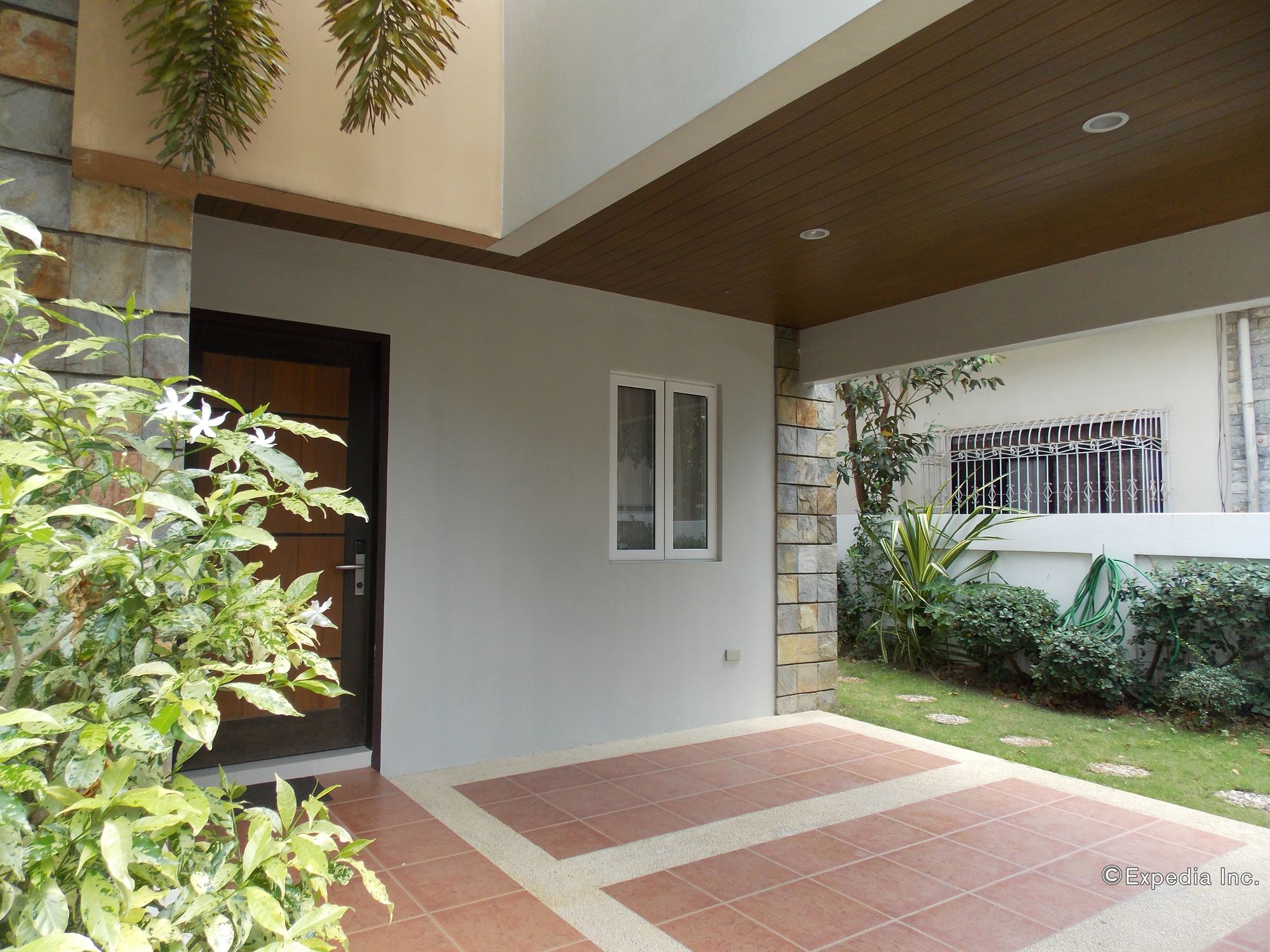 Bearland Paradise Resort