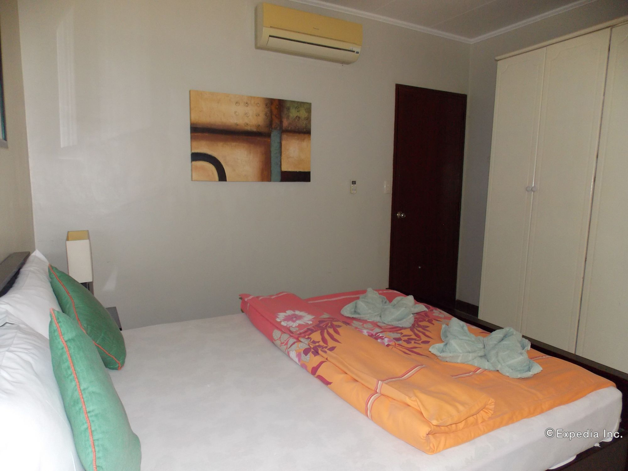 Bearland Paradise Resort