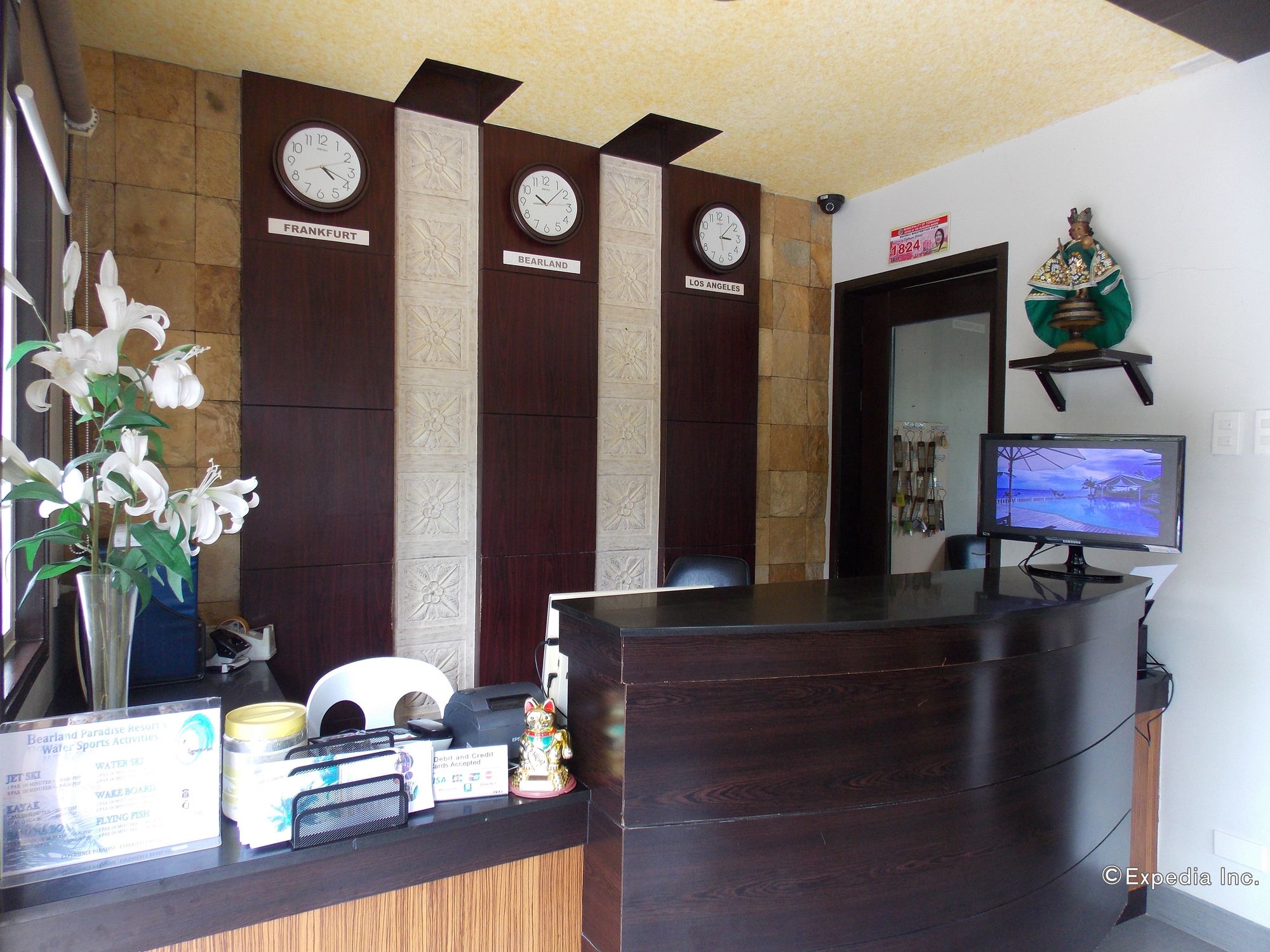 Bearland Paradise Resort