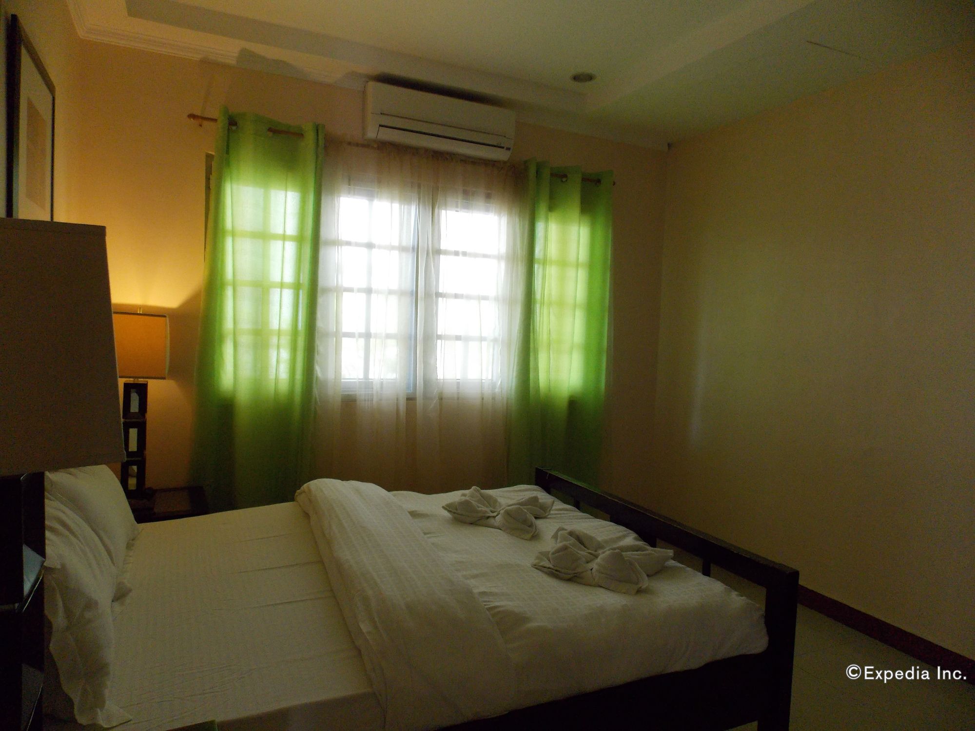 Bearland Paradise Resort