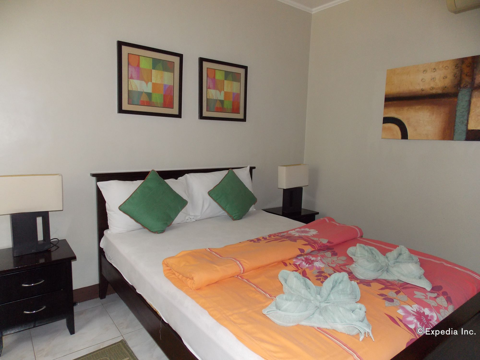 Bearland Paradise Resort