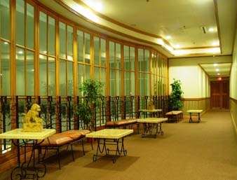 Days Hotel by Wyndham Iloilo