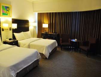 Days Hotel by Wyndham Iloilo