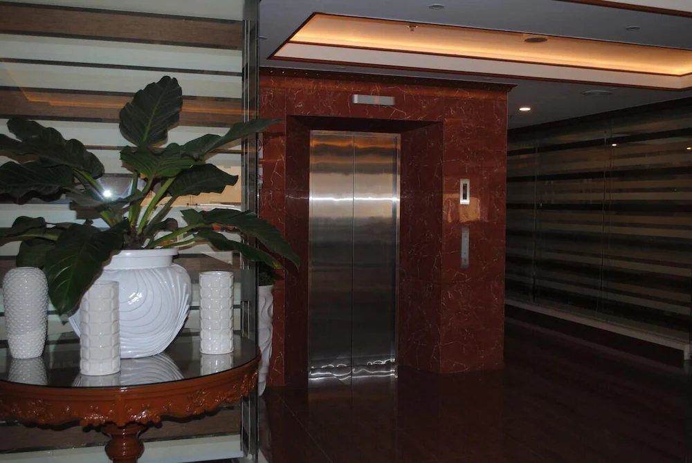 Ferrymar Hotel