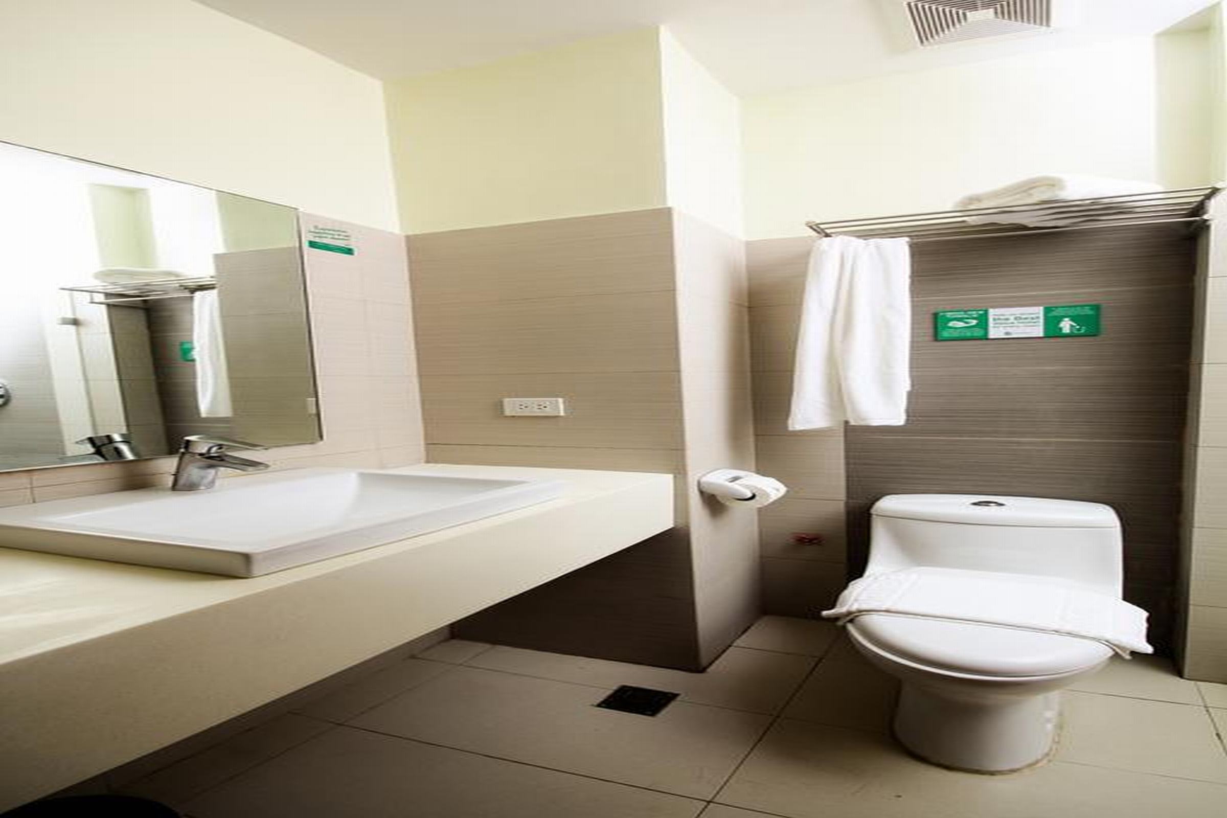 Go Hotels Iloilo